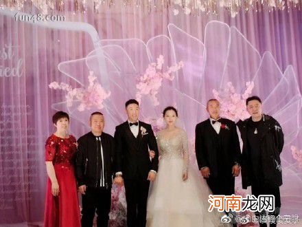 烧饼结婚是怎么回事？烧饼老婆是谁烧饼儿子正面照曝光