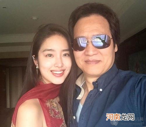 陈金飞有自己的家庭吗？陈金飞结过婚没有几任老婆原配妻子是谁图