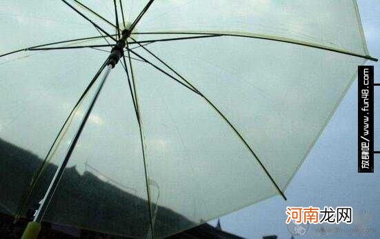 日本透明伞是怎么来的?为什么日本都用透明伞?
