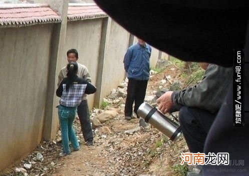 10元摸一次工地失足女人惊呆了