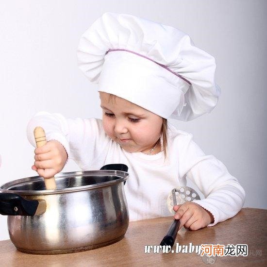 婴幼儿不宜常用糕点当加餐