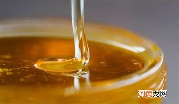 蜂蜜和奶粉能一起泡吗 儿童奶粉可以加蜂蜜吗