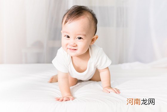 宝宝七个月聪明的表现 除了爱笑还有6个特点