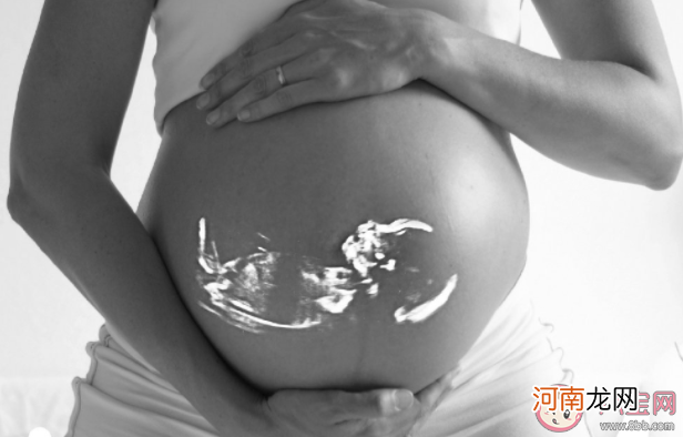 胎动|胎动是胎儿在干嘛 胎动一般从几个月开始