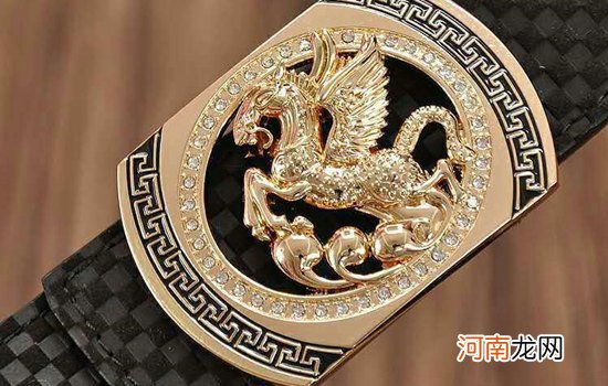 Versace 范思哲是哪个国家的品牌 范思哲属于几线品牌