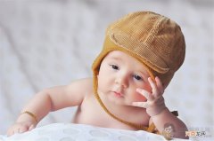 敏感皮肤的宝宝换季要怎么护肤？有哪些注意事项？