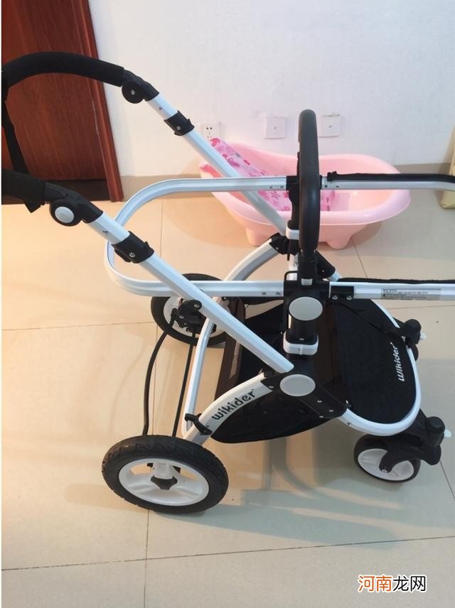 婴儿车一般几个月开始用 宝宝多大可以用婴儿推车