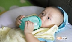 冲奶粉的科学方法 奶粉冲太浓对宝宝伤害多