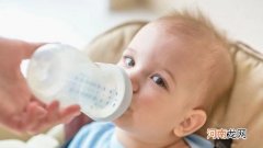 宝宝奶粉频繁更换在害宝宝 频繁给宝宝换奶粉的危害