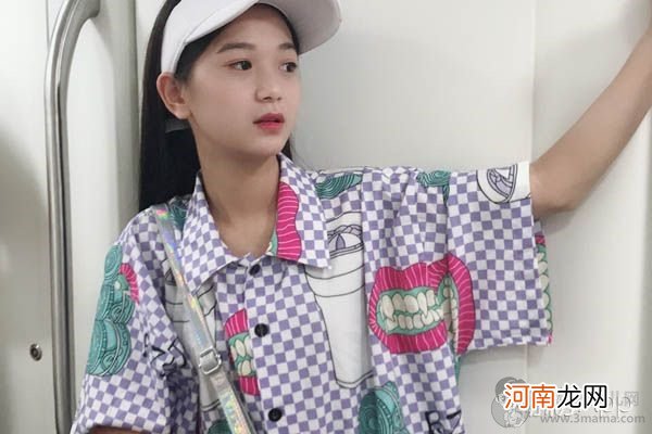 抖音网红熊小小如真实身份是什么 年仅19岁成为公司董事长