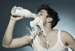 一喝牛奶就拉肚子是怎么回事 喝了奶粉拉稀怎么回事