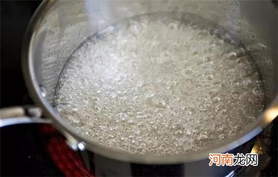 去除水杯异味的7种方法 水杯有异味怎么去除