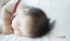 孩子睡觉磨牙说梦话 1-3岁宝宝晚上睡觉不踏实