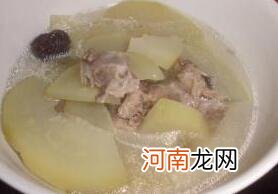 月子食谱：红枣青木瓜排骨