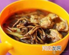 煲汤食谱：茶树菇煲水鸭汤