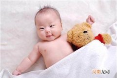 除了母乳以外还能吃什么 三个月的宝宝不吃奶粉