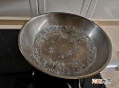 沸水是刚烧开的水吗 水沸腾了就是烧开了吗