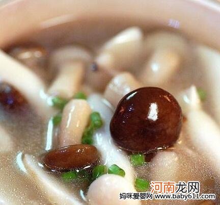 儿童菜谱汤类：杂骨菌菇汤