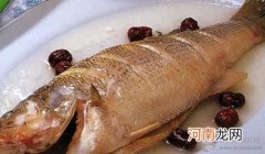 枣芪炖鲈鱼-妊娠水肿胎动不安孕期食谱