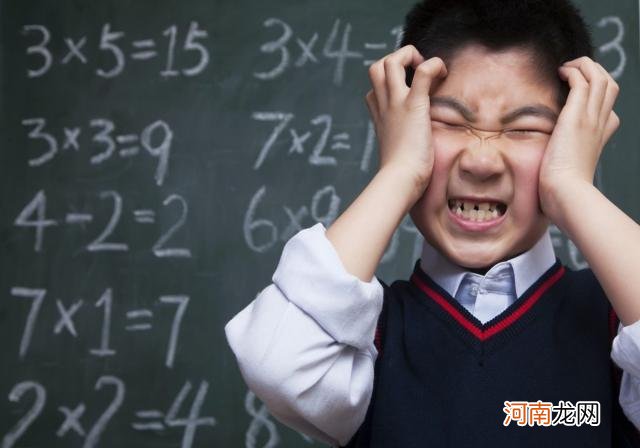 “妈，我能不能睡一分钟”家长还没来得及答复，别让学习压垮孩子