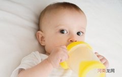 奶粉喂养的宝宝要不要喝水 宝宝喝水的学问