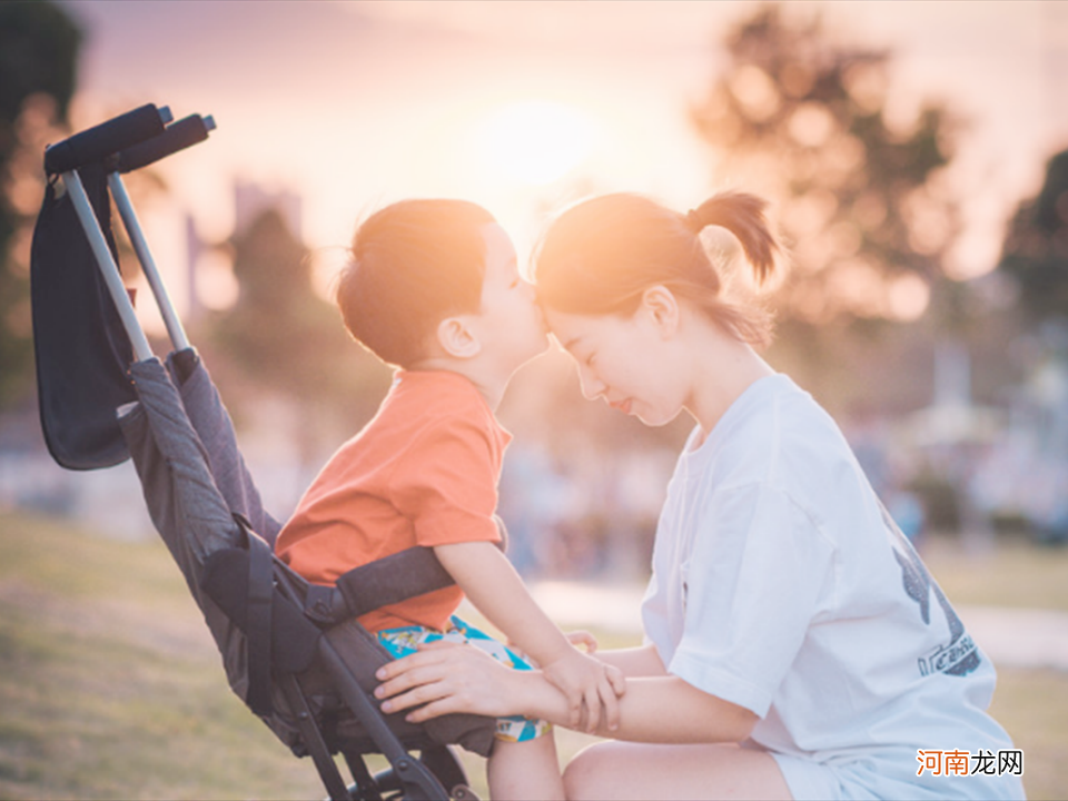 由谁带大的孩子更聪明？是妈妈？还是奶奶？答案值得父母知道