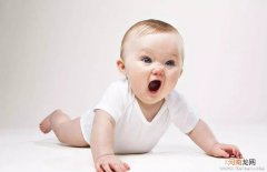 纸尿裤会影响男宝宝发育吗?