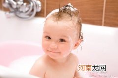 怎么给宝宝洗澡？给宝宝洗澡的方法有哪些
