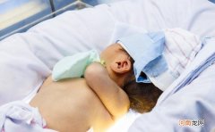 新生儿黄疸值多少才算正常 新生儿出现黄疸的原因