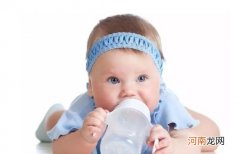 婴儿奶粉一次吃多少 新生儿每次喝多少奶比较合适