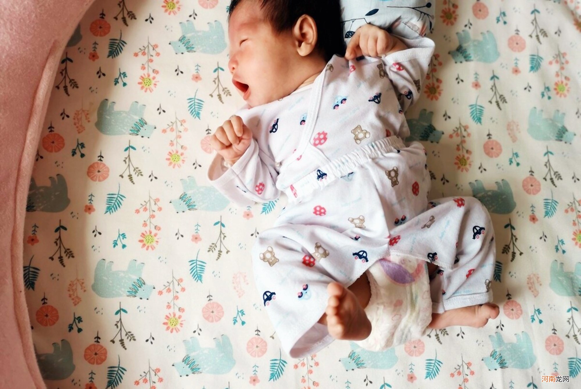 宝宝睡前习惯影响身高发育？这些行为不改，14岁后可能不再长个