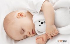宝宝睡眠异常要及时治疗