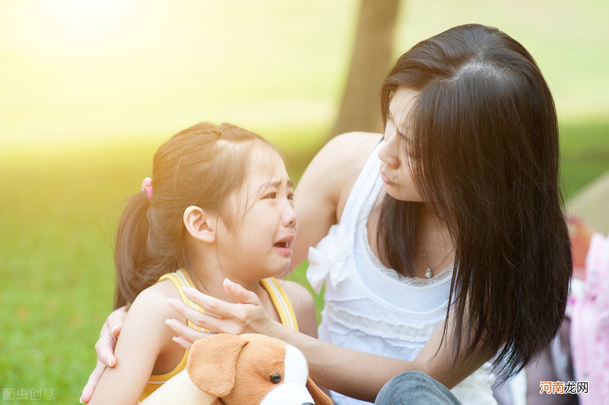 李玫瑾：养育女孩，家长要遵循这4个原则，女儿未来阳光有气质