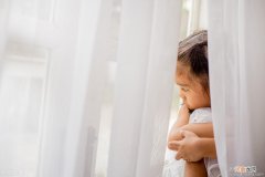 儿童自闭症的症状与治疗