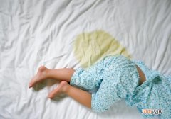小孩经常尿床怎么回事 导致小孩尿床的5大原因