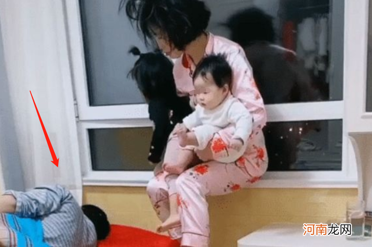 生完孩子，妈妈成了最“坏”的人？宝妈委屈：关键时候你们在哪？