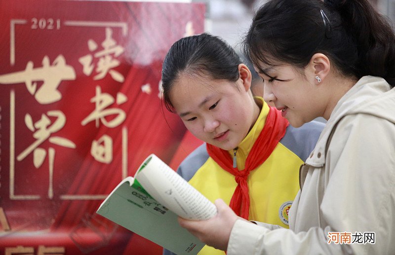 为了孩子将来逆袭，工人、农民等底层父母，最好不要干涉孩子学习