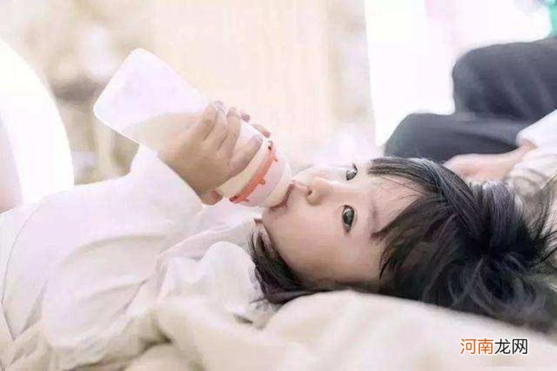 宝宝每次喝奶，是喝光还是“留根”？对孩子的不同影响，你知道吗