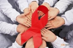 6个艾滋病潜伏期的症状 艾滋病初期皮肤症状