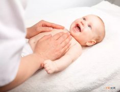 宝宝呵护：如何抚触宝宝