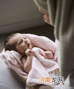 护理早产儿宝宝宝爸宝妈该怎么做