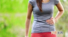 缓解肚子痛的六种方法 肚脐右边疼是怎么回事