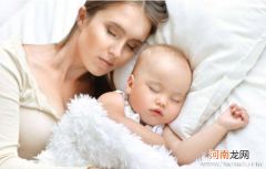 宝宝总要习惯被抱着睡觉？