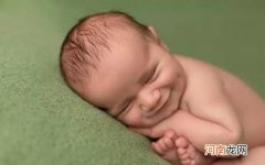 8大新生宝宝护理误区 婴儿护理的6个注意事项