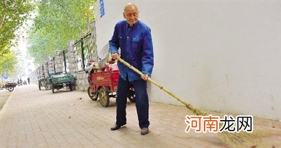 这种新型“啃老”正流行，许多父母并没发现，还认为自家娃很孝顺