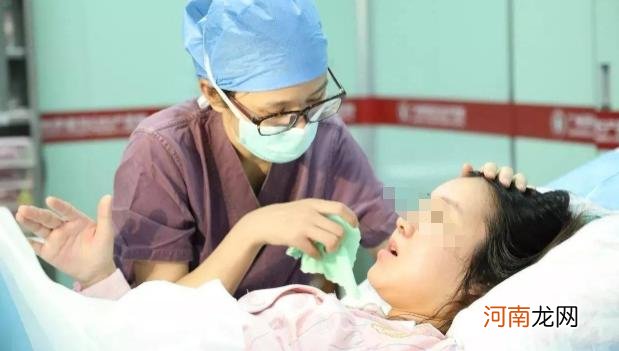 为啥产房医生有时很“凶”？不全是脾气问题，而是为了产妇考虑