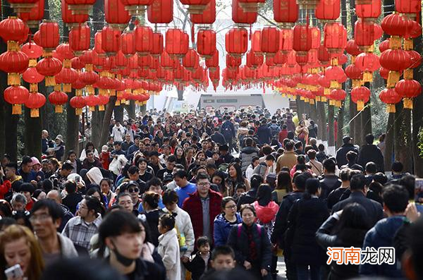 寒假就地过年,孩子在家总玩游戏,如何让孩子的寒假过得有意义呢?