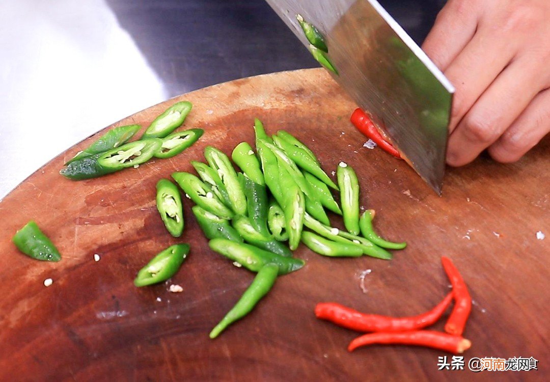 干黄花菜怎么做好吃又简单易学