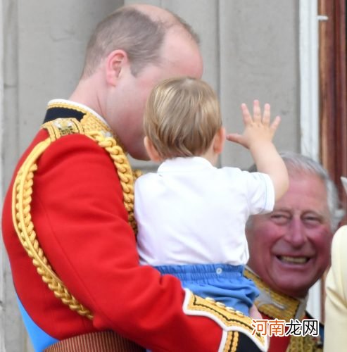 谁是查尔斯王子最喜欢的孙子？乔治还是阿奇？