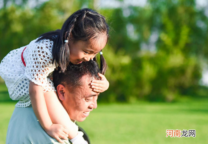 《父亲的生物学意义》：不陪女儿的爸爸，恐怕没想过这些影响